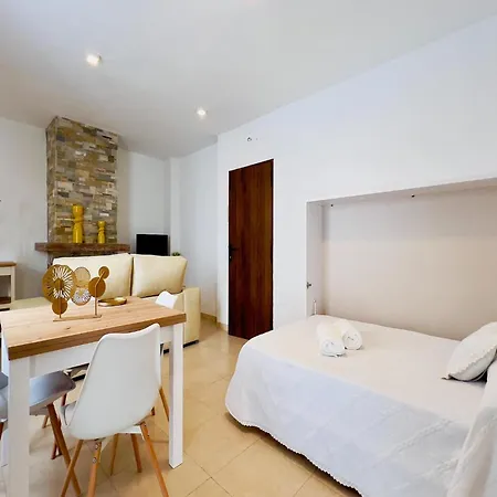 Apartmán Bright In Centre Of Nerja